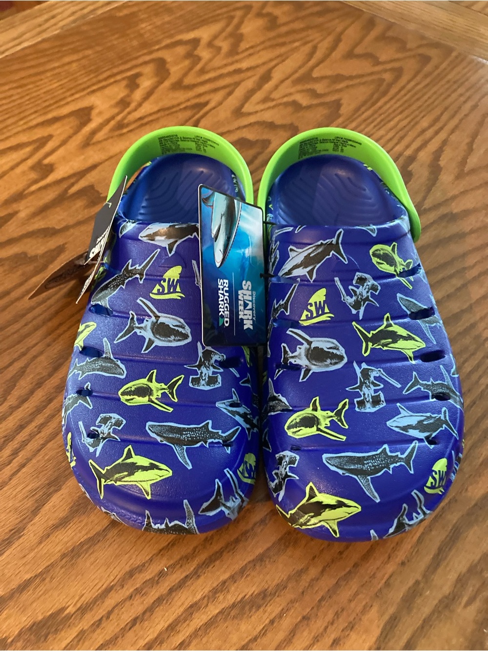 NWT Discovery Shark, Rugged Shark Slip-On Clogs, Royal Blue/Lime Green, Sz Boys